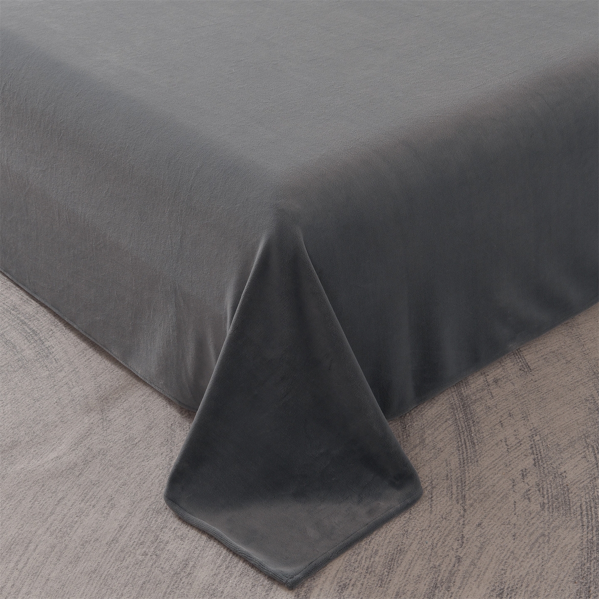 91家纺网 家纺一手货源 找家纺 眷恋家纺 2025新款A类牛奶绒三拼法式花边款四件套-蒂凡妮 蒂凡妮-香槟灰