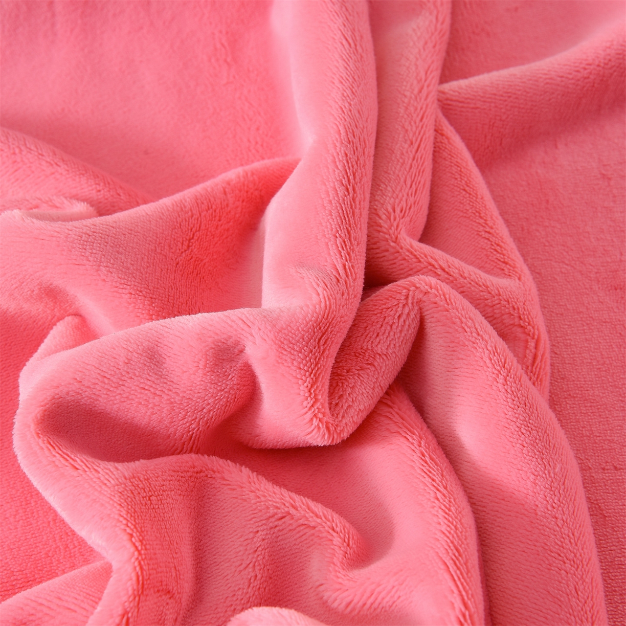 91家纺网 家纺一手货源 找家纺 眷恋家纺 2025新款A类牛奶绒三拼法式花边款四件套-蒂凡妮 蒂凡妮-玫红绿