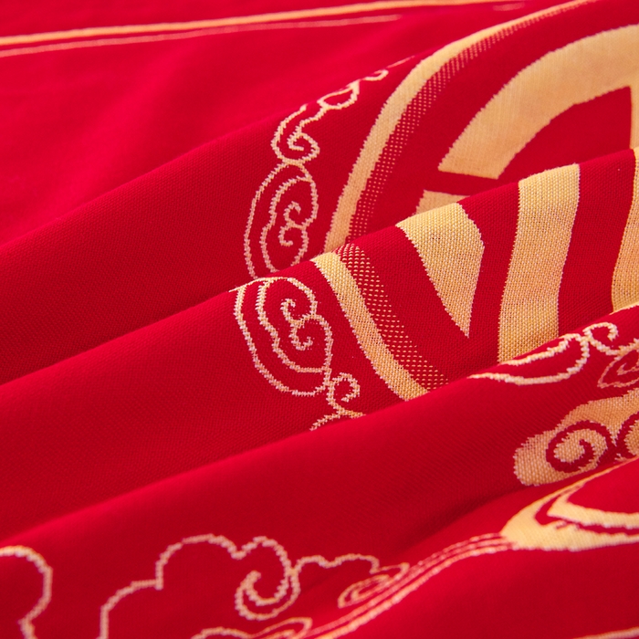 91家纺网 家纺一手货源 找家纺 悦然毛巾被 2025新款全棉三层纱大红枕巾 福安