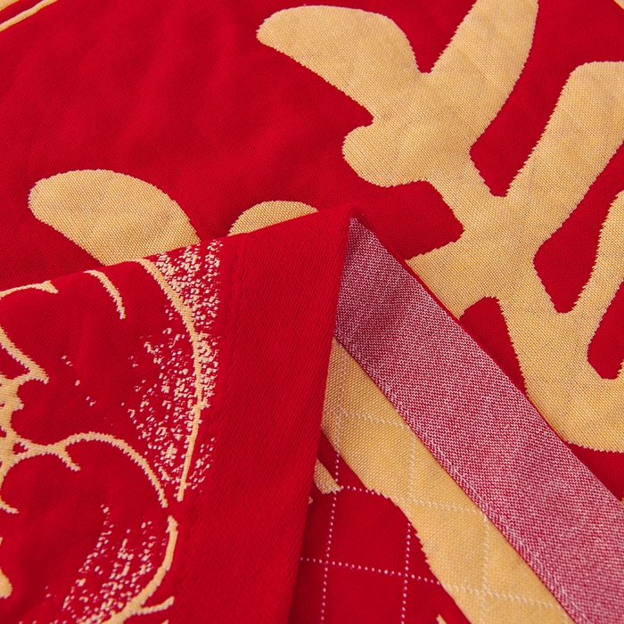 91家纺网 家纺一手货源 找家纺 悦然毛巾被 2025新款全棉三层纱大红枕巾 富贵吉祥