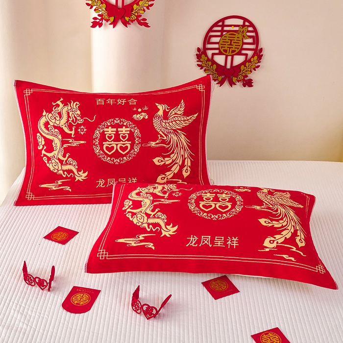 91家纺网 家纺一手货源 找家纺 悦然毛巾被 2025新款全棉三层纱大红枕巾 鸿福