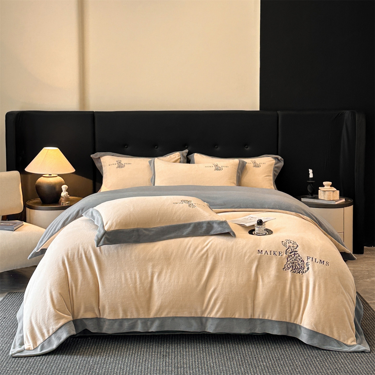 91家纺网 家纺一手货源 找家纺 （总）眷恋家纺 2025新款牛奶绒加厚卡通刺绣四件套-旺仔