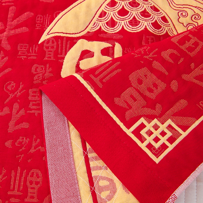 91家纺网 家纺一手货源 找家纺 悦然毛巾被 2025新款全棉三层纱大红枕巾 纳福