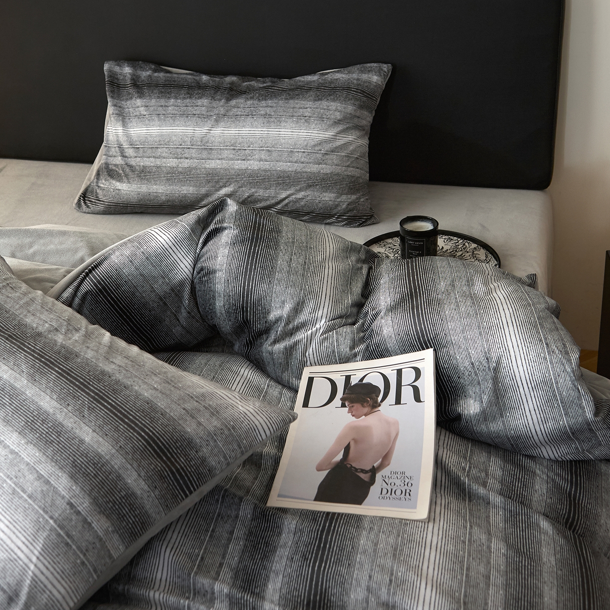 91家纺网 家纺一手货源 找家纺 （总）ONE TWO ONE 121 【德芙绒】【总共有21个颜色陆续上新】2025秋冬新款牛奶绒德芙绒宝宝绒婴儿绒短毛绒四件套-漫步地球