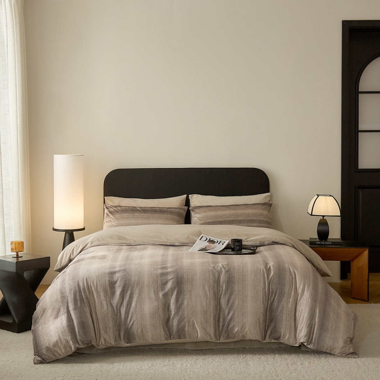 91家纺网 家纺一手货源 找家纺 ONE TWO ONE 121 【德芙绒】【总共有21个颜色陆续上新】2025秋冬新款牛奶绒德芙绒宝宝绒婴儿绒短毛绒四件套-漫步地球 漫步地球-浅咖