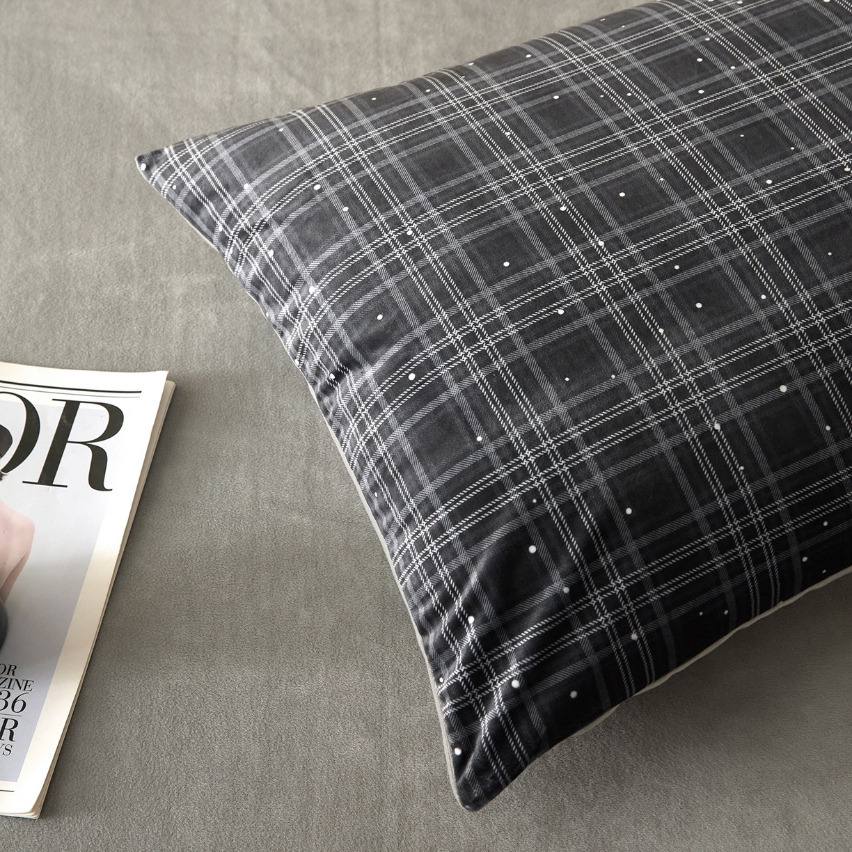 91家纺网 家纺一手货源 找家纺 （总）ONE TWO ONE 121 【德芙绒】【总共有21个颜色 陆续上新】2025秋冬新款牛奶绒德芙绒宝宝绒 婴儿绒短毛绒四件套-纬渡