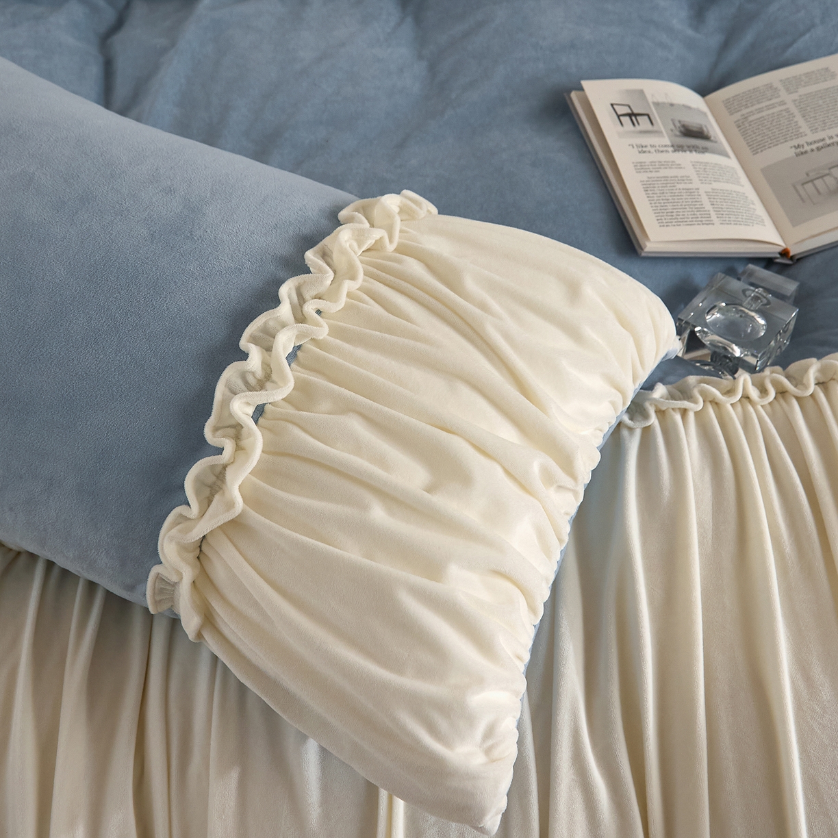 91家纺网 家纺一手货源 找家纺 ONE TWO ONE 121 【德芙绒】  2025秋冬新款牛奶绒 德芙绒宝宝绒 婴儿绒短毛绒四件套床单被套-安妮 安妮-蓝