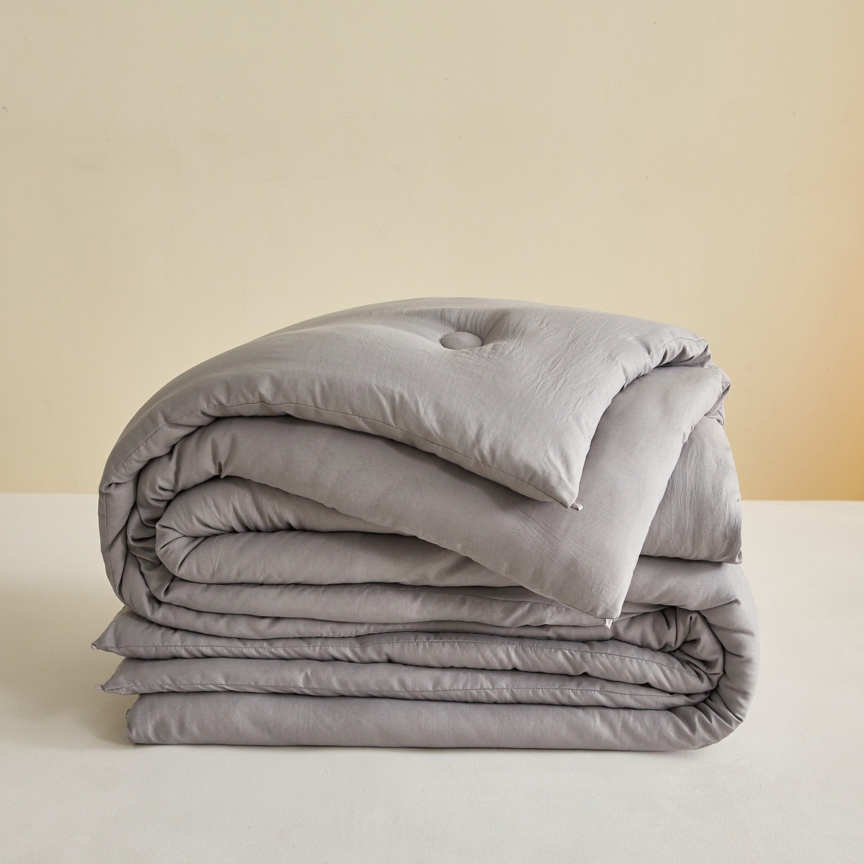 91家纺网 家纺一手货源 找家纺 帕芬鸟家纺 2025新款熊猫糯糯被子被芯 熊猫-灰色