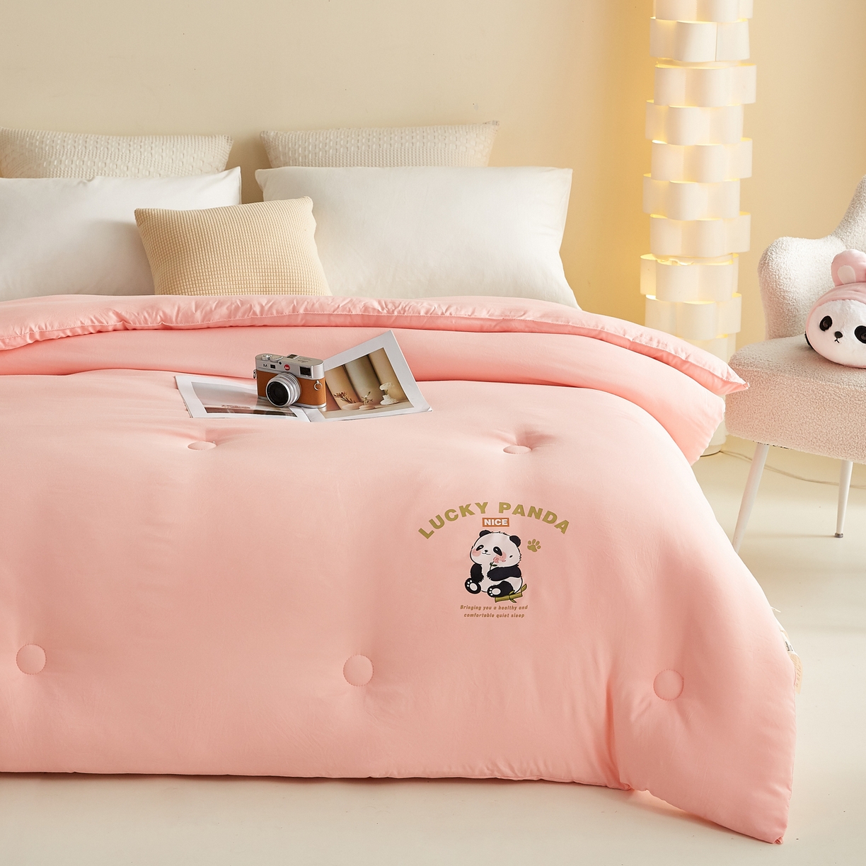 91家纺网 家纺一手货源 找家纺 帕芬鸟家纺 2025新款熊猫糯糯被子被芯 熊猫-粉色