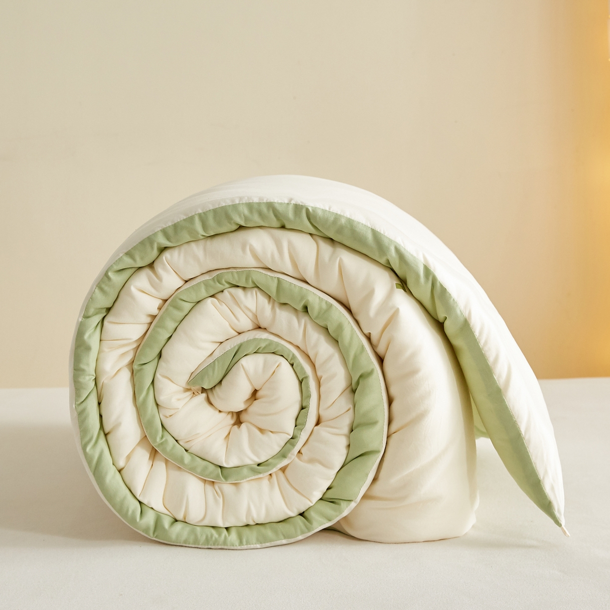 91家纺网 家纺一手货源 找家纺 帕芬鸟家纺 2025新款熊猫糯糯被子被芯 熊猫-米拼绿