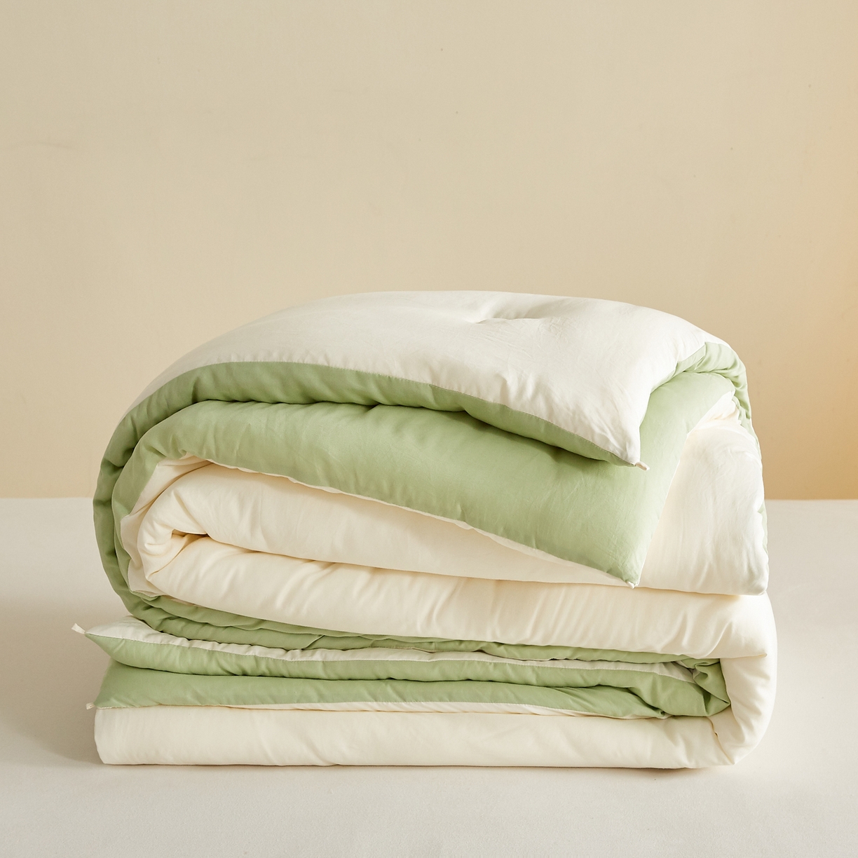 91家纺网 家纺一手货源 找家纺 帕芬鸟家纺 2025新款熊猫糯糯被子被芯 熊猫-米拼绿