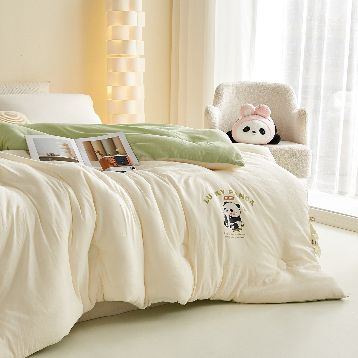 91家纺网 家纺一手货源 找家纺 帕芬鸟家纺 2025新款熊猫糯糯被子被芯 熊猫-米拼绿