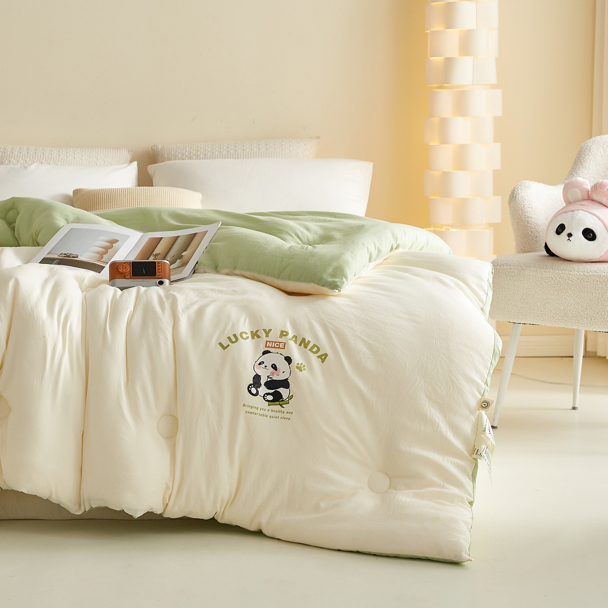 91家纺网 家纺一手货源 找家纺 帕芬鸟家纺 2025新款熊猫糯糯被子被芯 熊猫-米拼绿