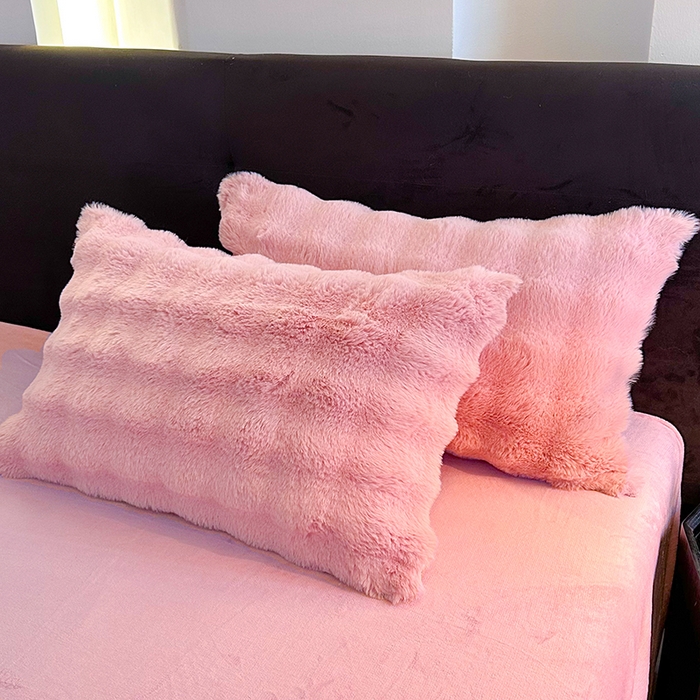 91家纺网 家纺一手货源 找家纺 无瑕家居 2025新款兔兔绒印花四件套 豆沙粉