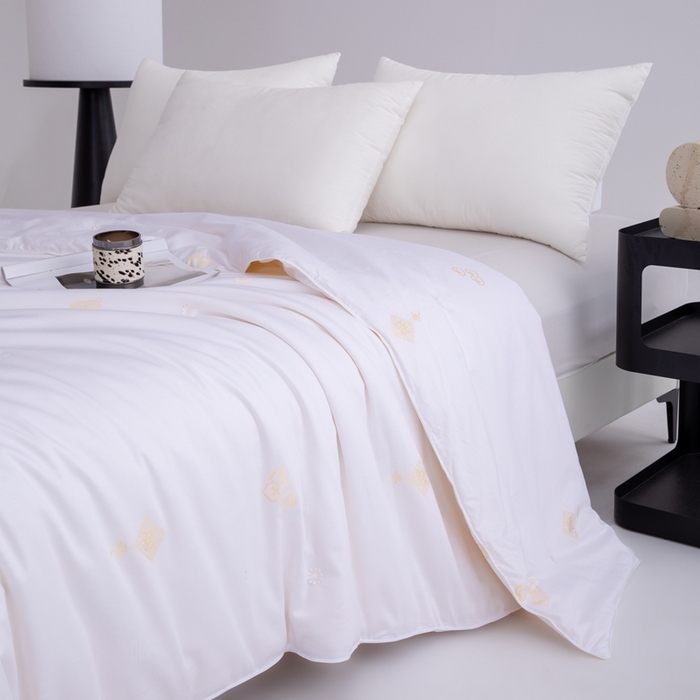 91家纺网 家纺一手货源 找家纺 茧月家纺 新款亲肤舒适蚕丝被子被芯-喜结连理 白色