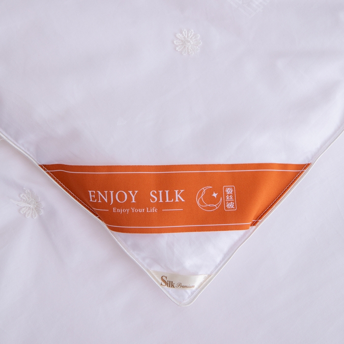 91家纺网 家纺一手货源 找家纺 茧月家纺 新款亲肤舒适蚕丝被子被芯-喜结连理 白色