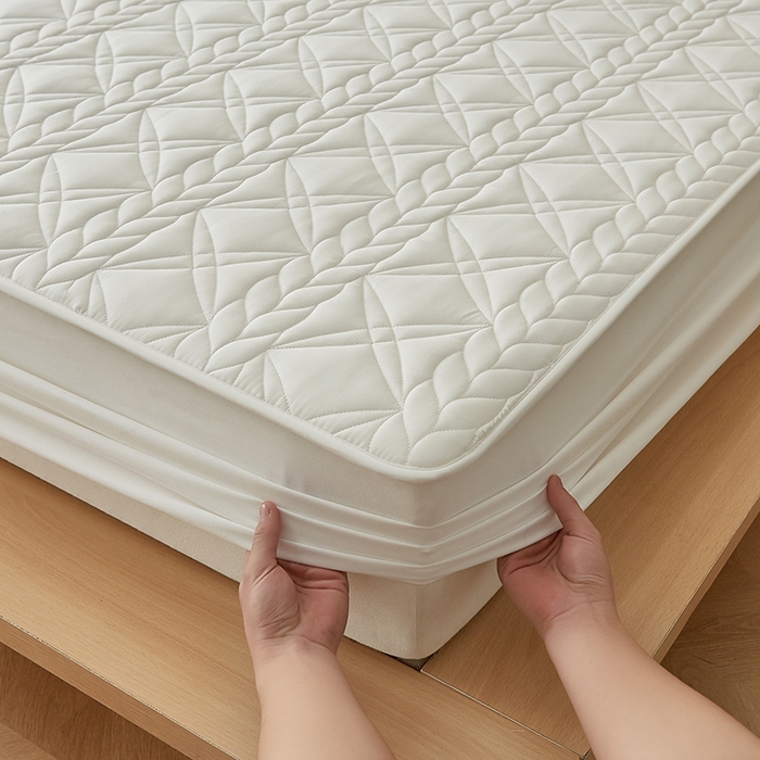 91家纺网 家纺一手货源 找家纺 盛眠家纺 2025新款桑蚕丝蛋白夹棉床笠-叶韵 叶韵 白色