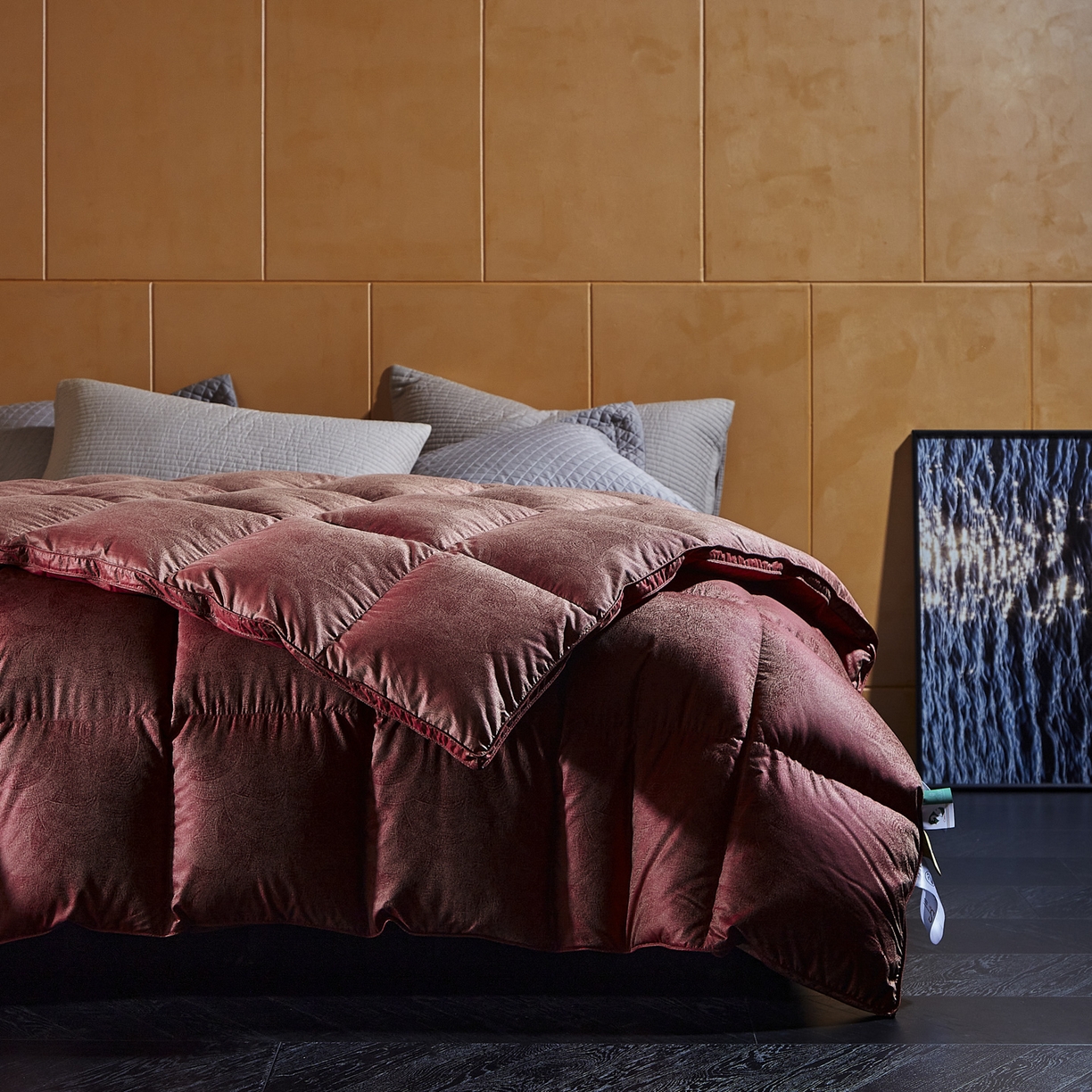 91家纺网 家纺一手货源 找家纺 （总）暖羽屋羽绒馆 2025新款婚庆鹅绒丝被芯 双人喜被 婚庆羽绒被2米 双人加厚春秋被子结婚被褥