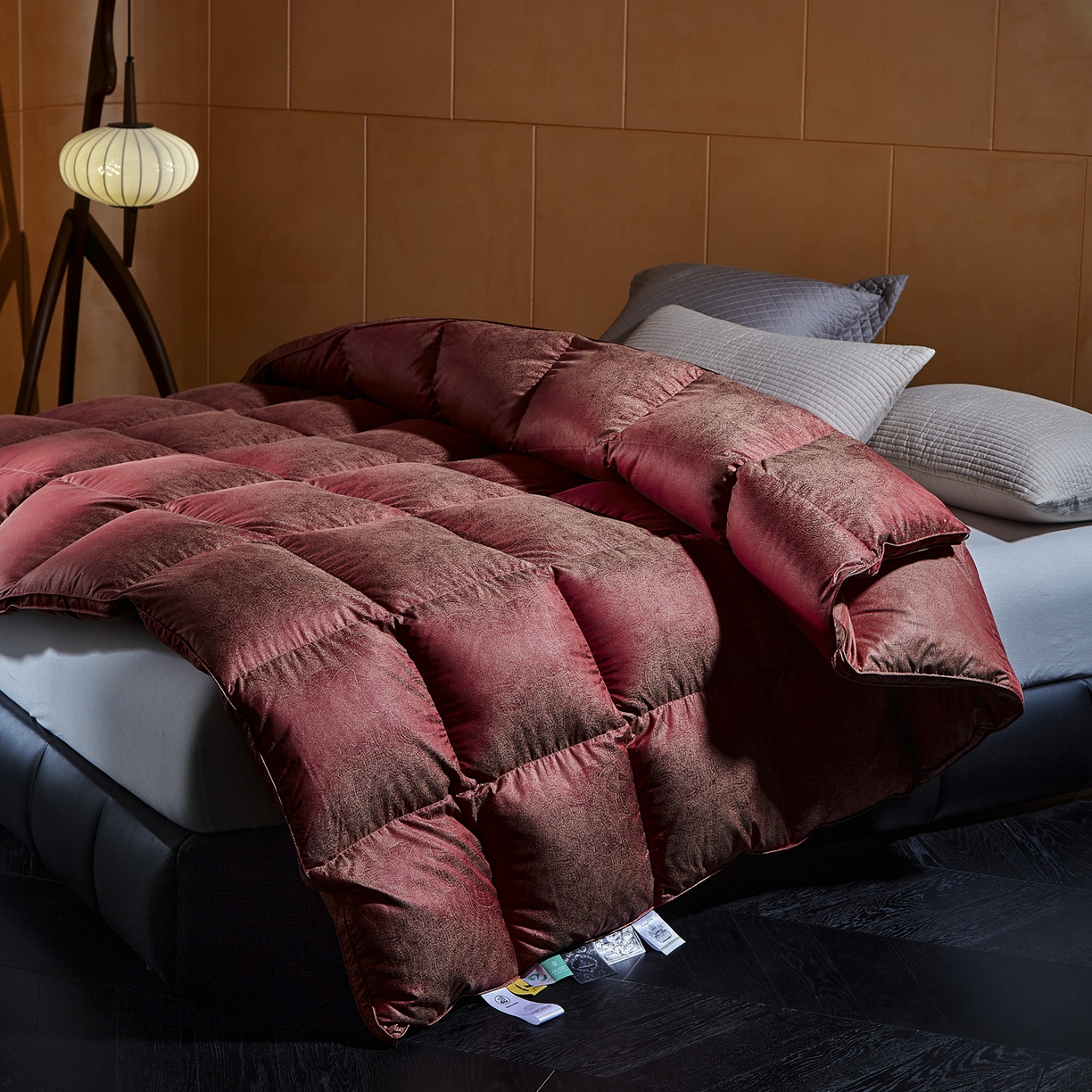 91家纺网 家纺一手货源 找家纺 （总）暖羽屋羽绒馆 2025新款婚庆鹅绒丝被芯 双人喜被 婚庆羽绒被2米 双人加厚春秋被子结婚被褥