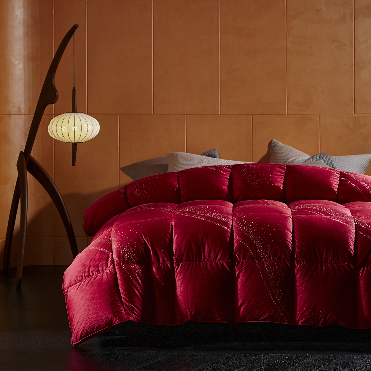 91家纺网 家纺一手货源 找家纺 暖羽屋羽绒馆 2025新款婚庆鹅绒丝被芯 双人喜被 婚庆羽绒被2米 双人加厚春秋被子结婚被褥 莫罗尔 红