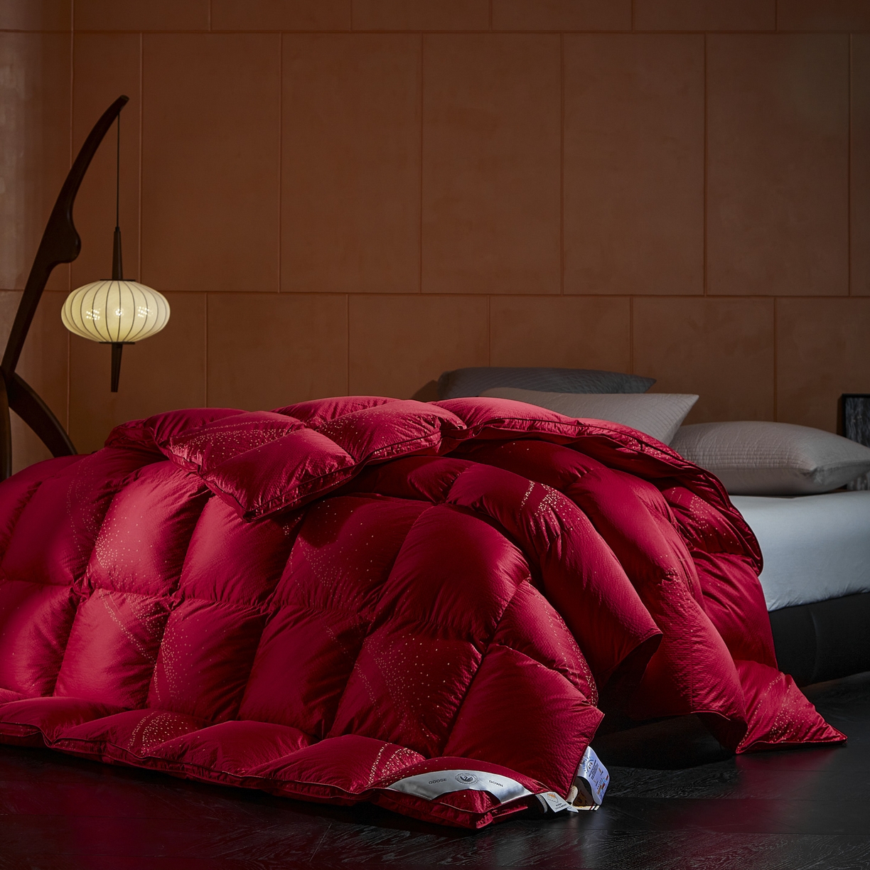 91家纺网 家纺一手货源 找家纺 暖羽屋羽绒馆 2025新款婚庆鹅绒丝被芯 双人喜被 婚庆羽绒被2米 双人加厚春秋被子结婚被褥 莫罗尔 红