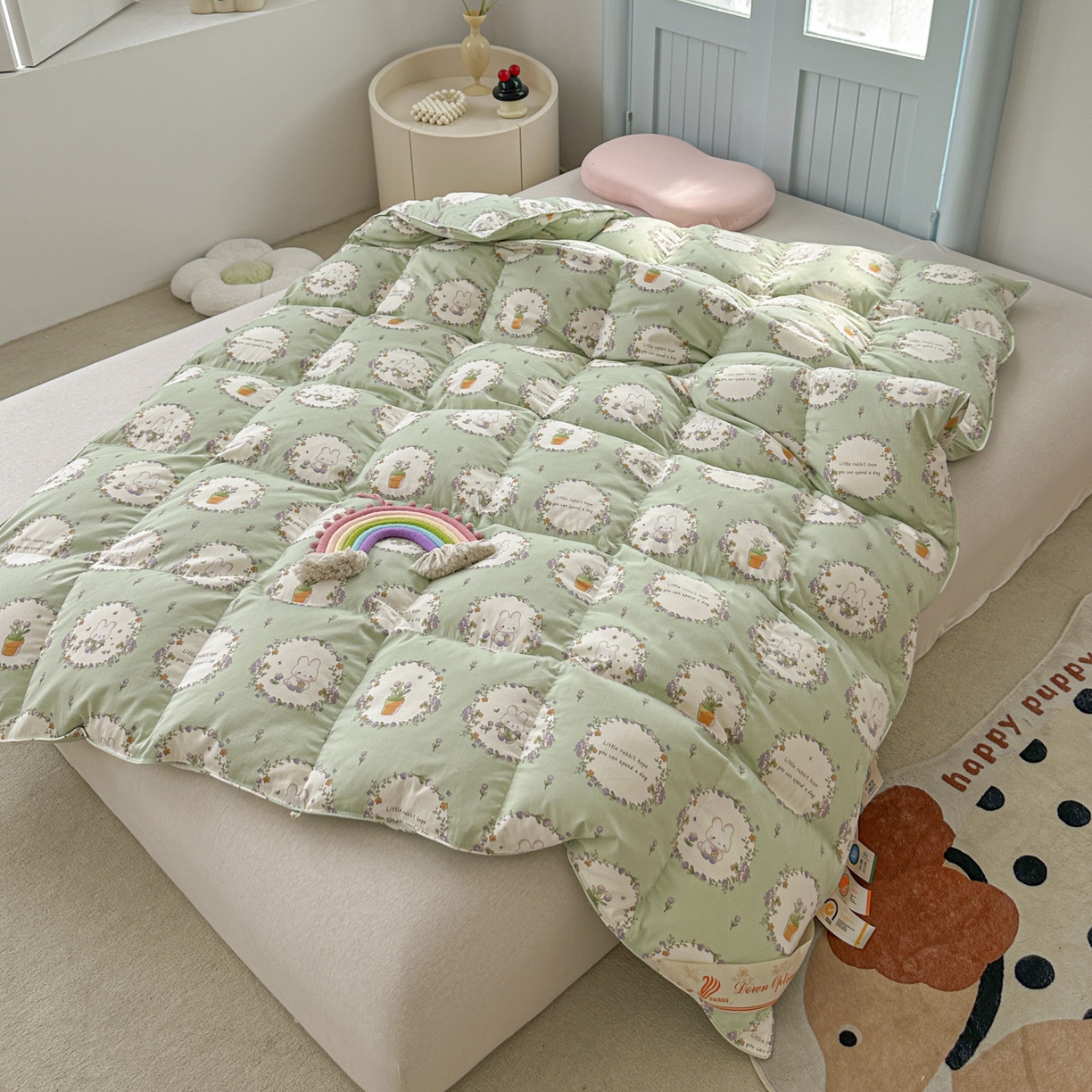 91家纺网 家纺一手货源 找家纺 暖羽屋羽绒馆 2025新款95白鸭绒儿童羽绒被 学生白鸭绒被芯 1.5米春秋被 婴幼儿冬被羽绒被 青青小兔