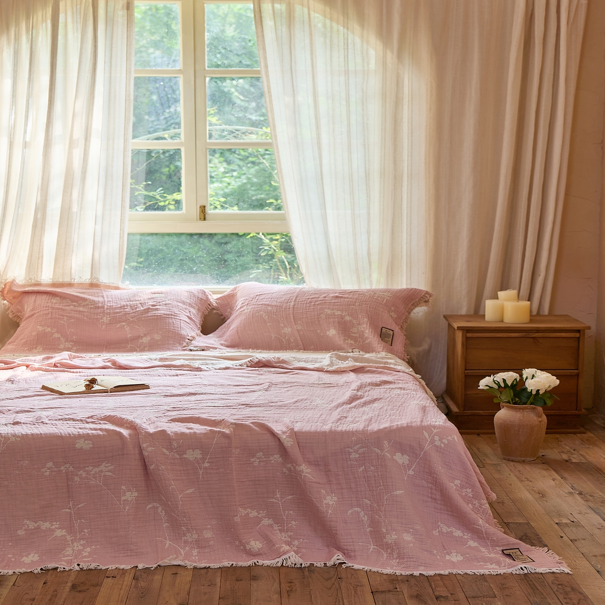 91家纺网 家纺一手货源 找家纺 沐瑟家纺 2025新款四层纱布全棉流苏毯子纱布床盖毛巾被纯棉棉纱夏凉被午睡盖毯三件套 粉黛