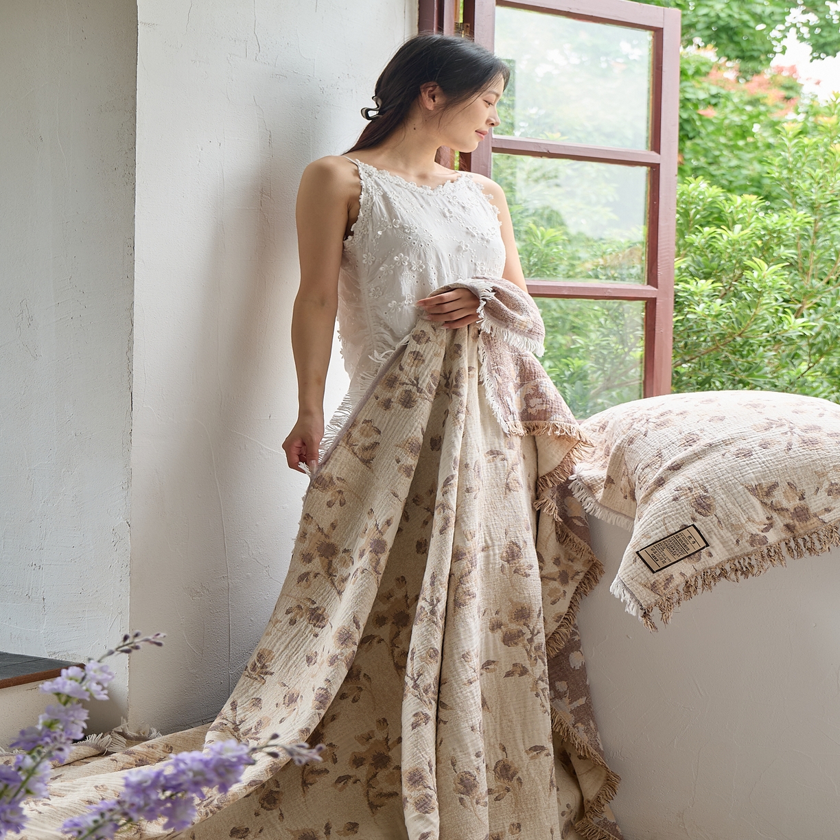 91家纺网 家纺一手货源 找家纺 沐瑟家纺 2025新款四层纱布全棉流苏毯子纱布床盖毛巾被纯棉棉纱夏凉被午睡盖毯三件套 洛颖