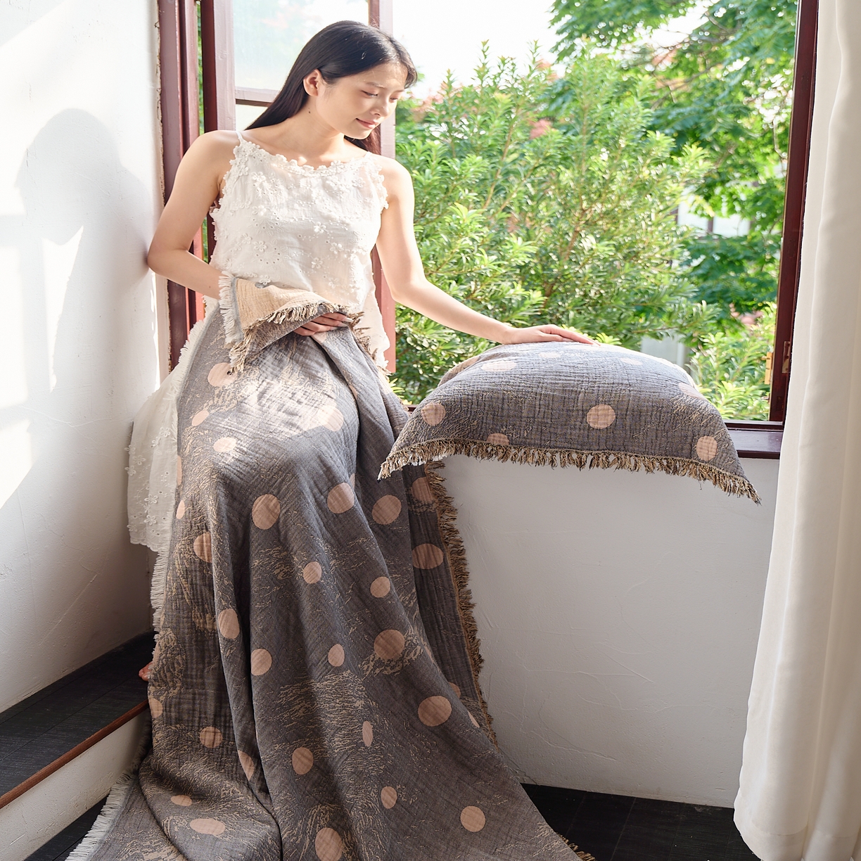 91家纺网 家纺一手货源 找家纺 沐瑟家纺 2025新款四层纱布全棉流苏毯子纱布床盖毛巾被纯棉棉纱夏凉被午睡盖毯三件套 月影