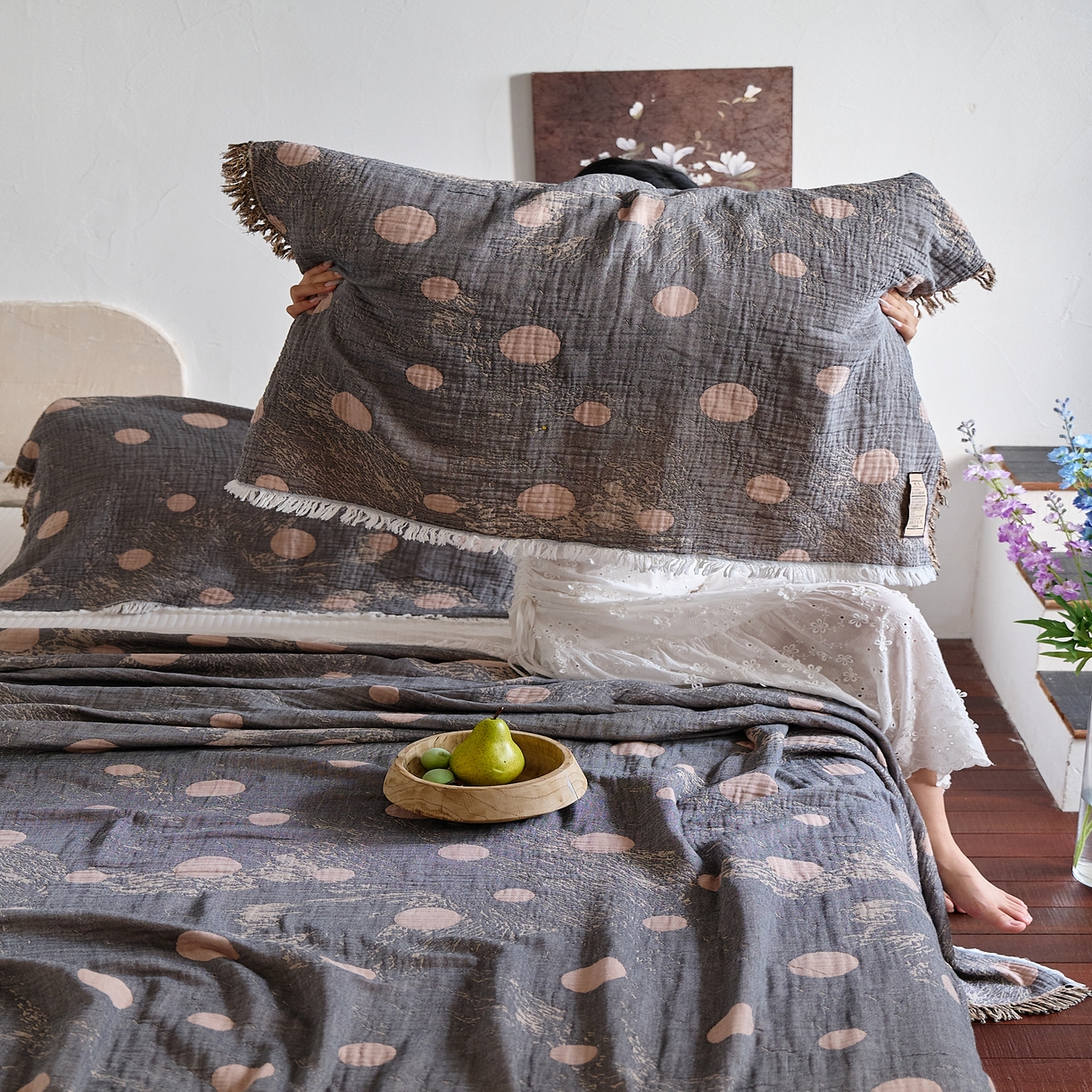 91家纺网 家纺一手货源 找家纺 沐瑟家纺 2025新款四层纱布全棉流苏毯子纱布床盖毛巾被纯棉棉纱夏凉被午睡盖毯三件套 月影