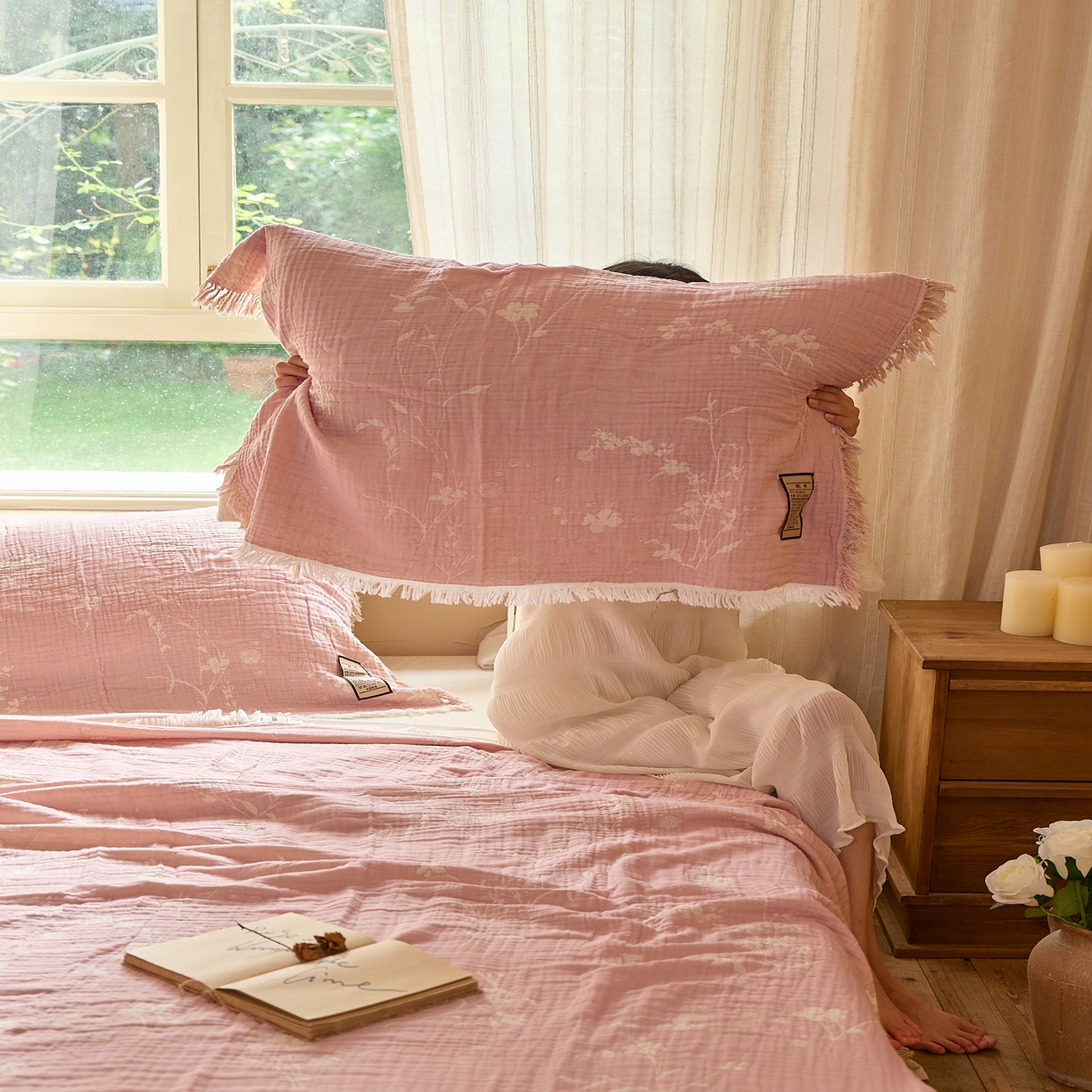 91家纺网 家纺一手货源 找家纺 沐瑟家纺 2025新款四层纱布全棉流苏毯子纱布床盖毛巾被纯棉棉纱夏凉被午睡盖毯 粉黛