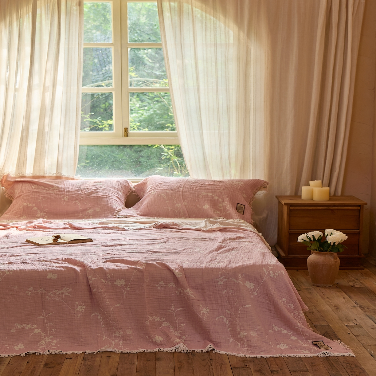 91家纺网 家纺一手货源 找家纺 沐瑟家纺 2025新款四层纱布全棉流苏毯子纱布床盖毛巾被纯棉棉纱夏凉被午睡盖毯 粉黛