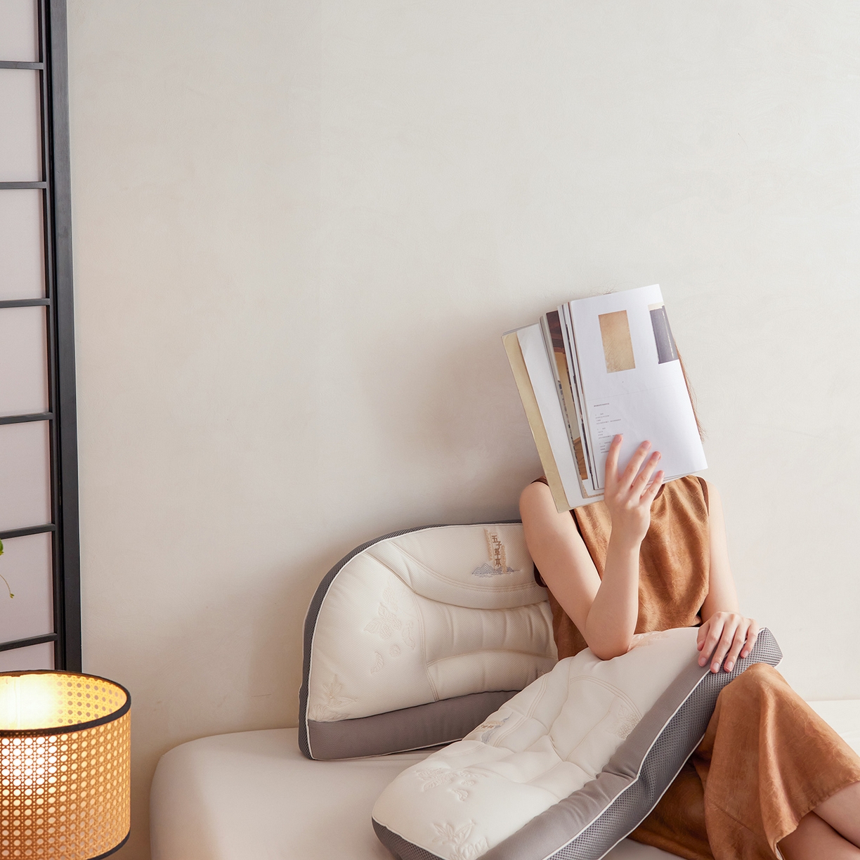 91家纺网 家纺一手货源 找家纺 （总）宇诺家纺 2025新款舒适亲肤五子草本枕头枕芯