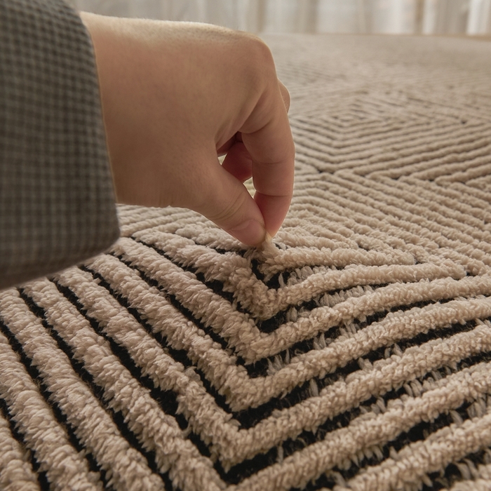 91家纺网 家纺一手货源 找家纺 欧邦 2025新款提花暖阳绒单床笠 檀木咖