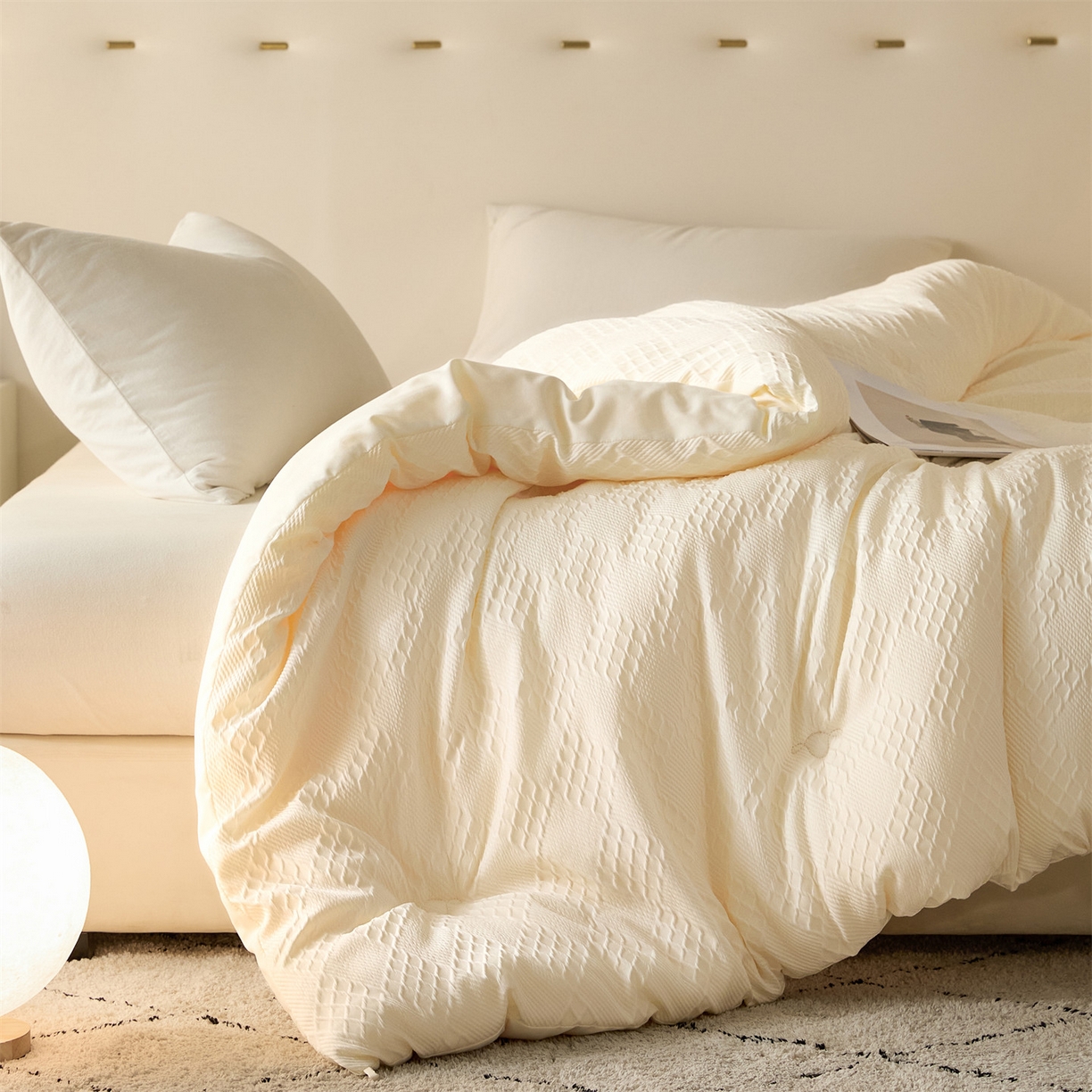 91家纺网 家纺一手货源 找家纺 梵克保罗 2025新款提花羊毛春秋被冬被被子被芯跨境外贸 提花羊毛-奶白