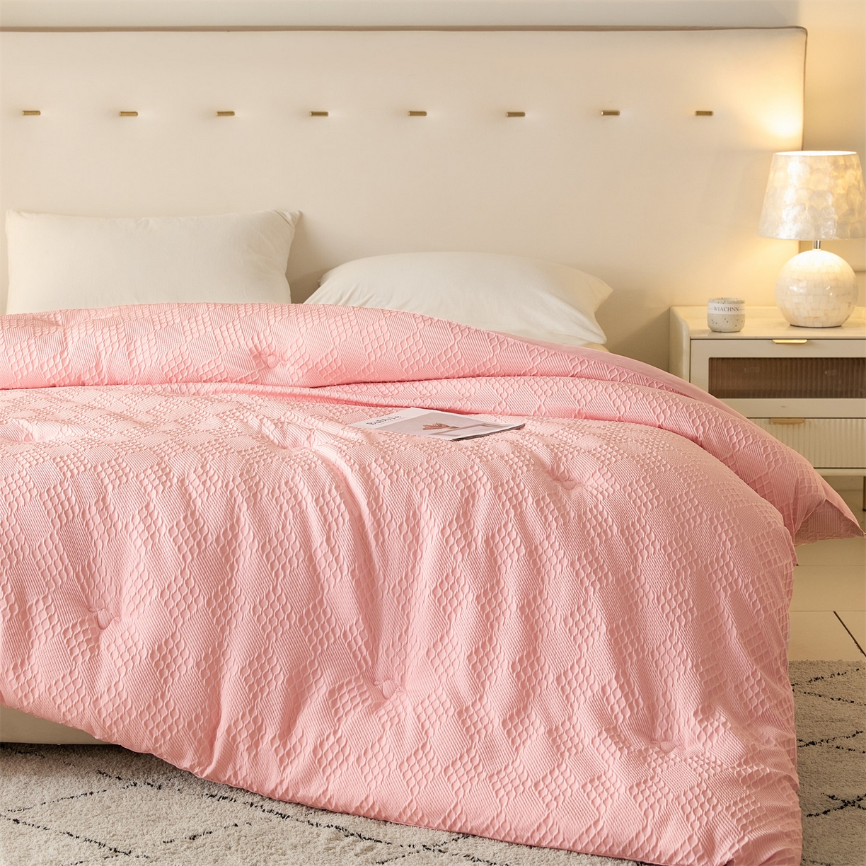 91家纺网 家纺一手货源 找家纺 梵克保罗 2025新款提花羊毛春秋被冬被被子被芯跨境外贸 提花羊毛-粉色