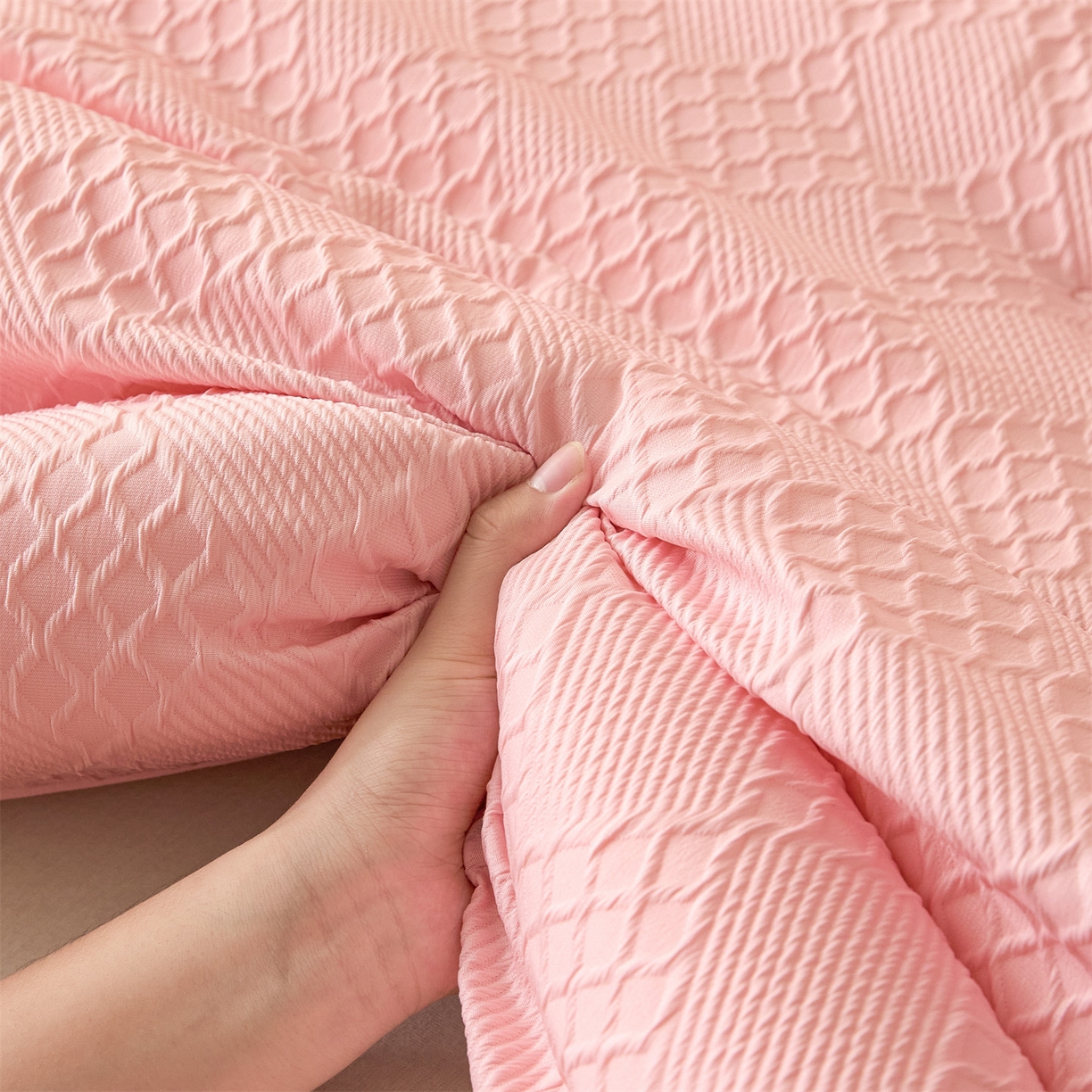 91家纺网 家纺一手货源 找家纺 梵克保罗 2025新款提花羊毛春秋被冬被被子被芯跨境外贸 提花羊毛-粉色