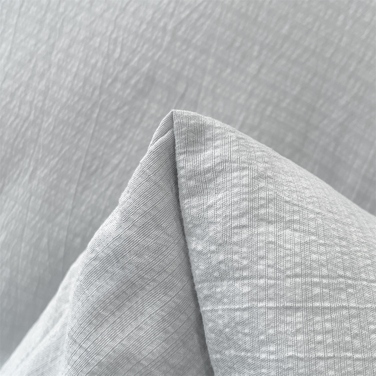 91家纺网 家纺一手货源 找家纺 梵克保罗 2025新款冬日暖阳绣花羊毛秋冬被冬被跨境外贸 绣花-浅灰