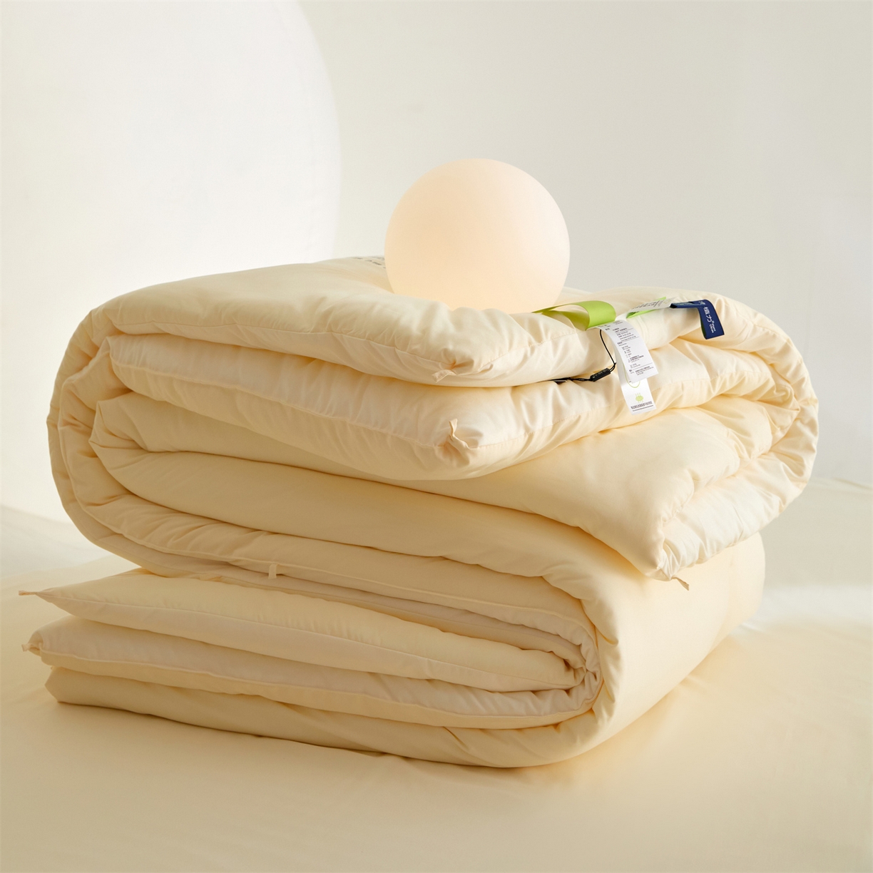 91家纺网 家纺一手货源 找家纺 （总）头等舱 2025新款深睡 零压 软糯 净植力抗菌 防螨 防霉 低致敏 秋冬被（空镜图）