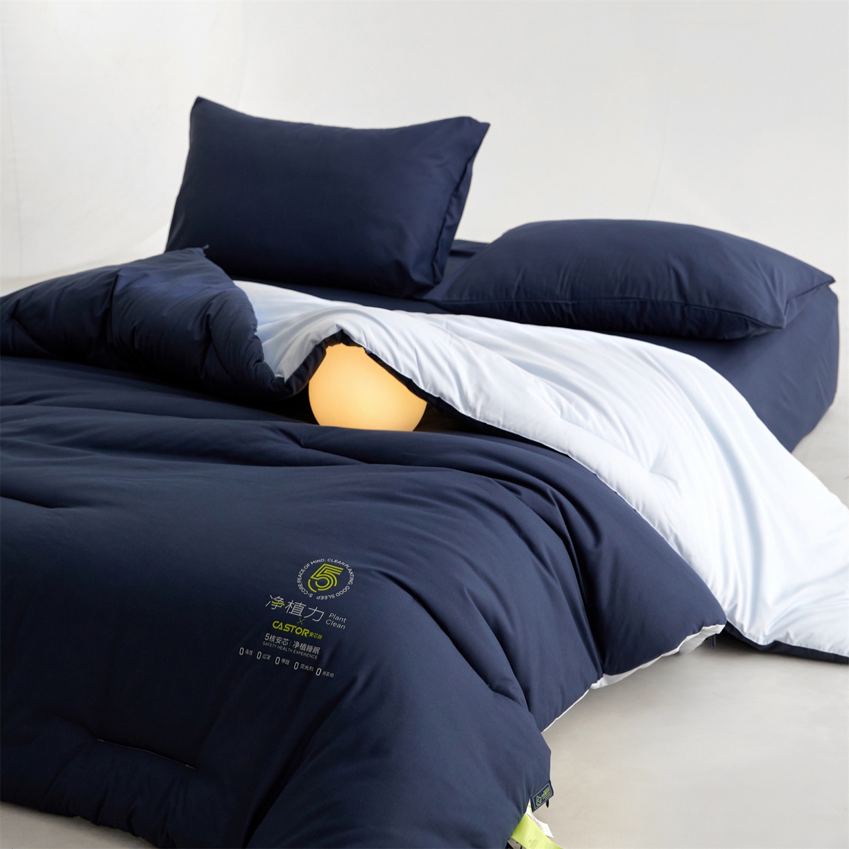 91家纺网 家纺一手货源 找家纺 头等舱 2025新款深睡 零压 软糯 净植力抗菌 防螨 防霉 低致敏 秋冬被（空镜图） 深睡蓝