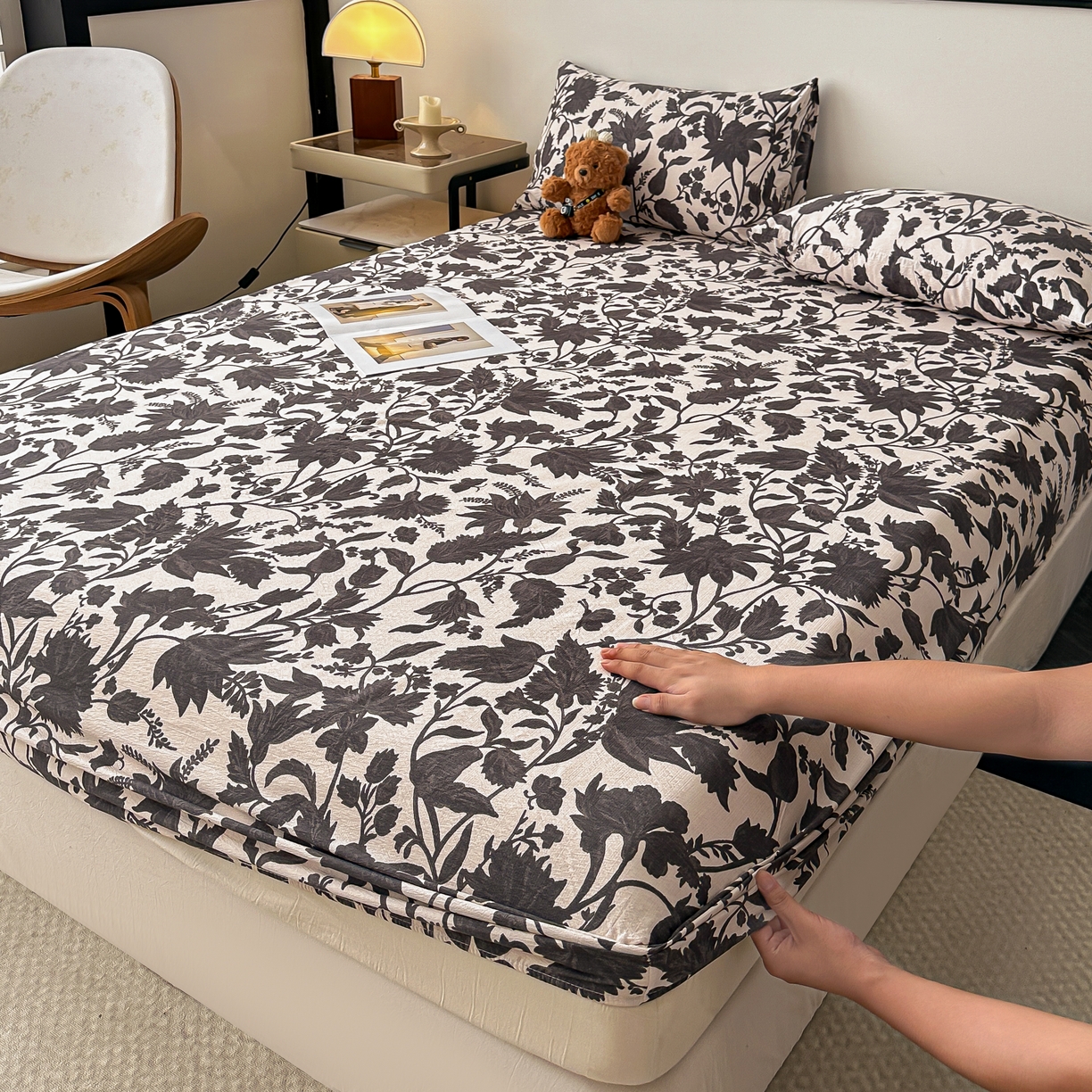 91家纺网 家纺一手货源 找家纺 梦嘉居 2025新款加厚亚麻皱皱纱床笠单床笠枕套床笠单品 扶桑花