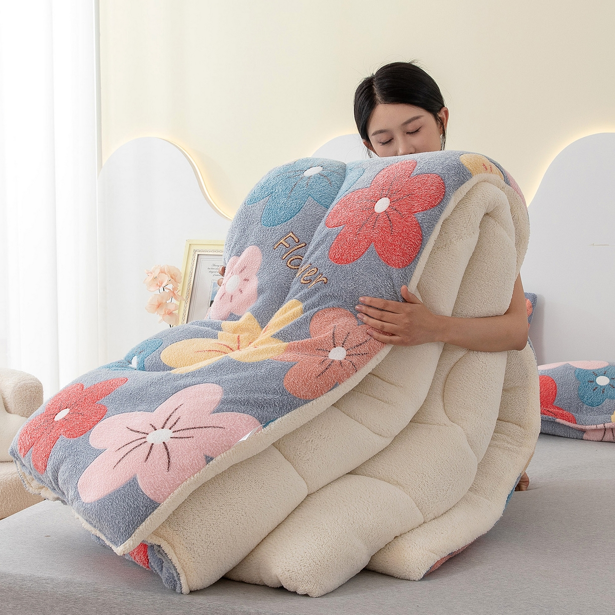 91家纺网 家纺一手货源 找家纺 （总）悦织湾家纺 2025暖绒冬季被子A面雪花绒牛奶绒塔芙绒B面羊羔绒加厚速暖2025新款跨境出口外贸电商热销款可定做