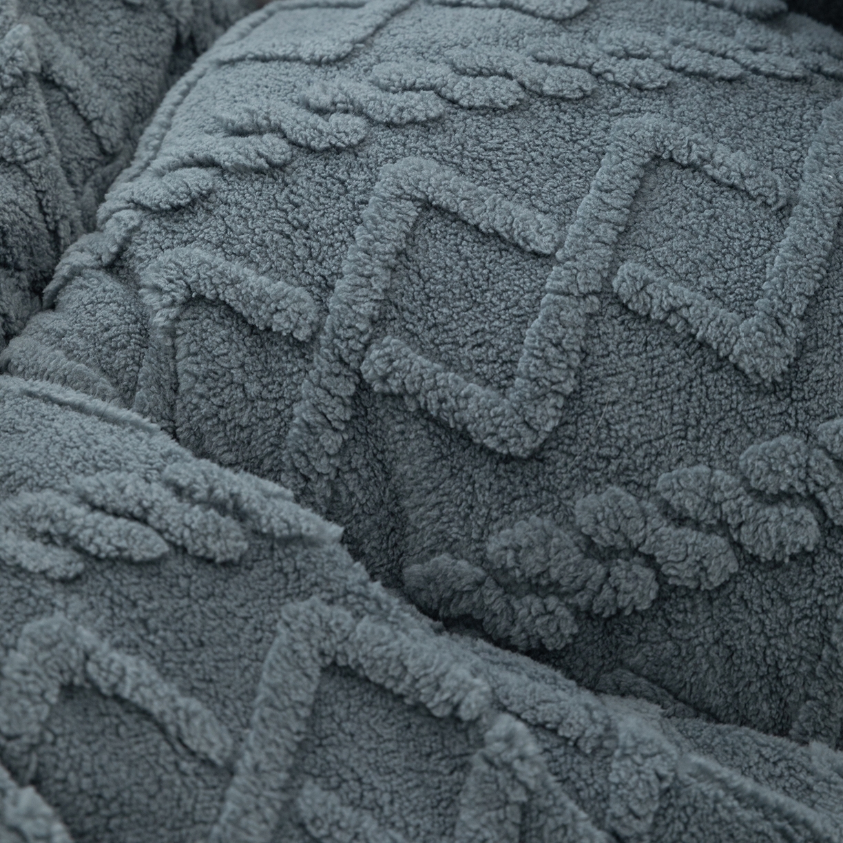 91家纺网 家纺一手货源 找家纺 悦织湾家纺 2025暖绒冬季被子A面雪花绒牛奶绒塔芙绒B面羊羔绒加厚速暖2025新款跨境出口外贸电商热销款可定做 塔芙绒被子典雅灰