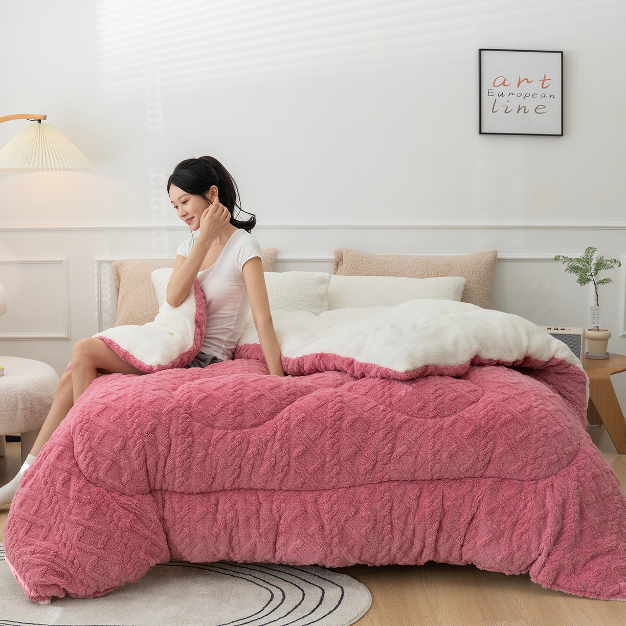 91家纺网 家纺一手货源 找家纺 悦织湾家纺 2025暖绒冬季被子A面雪花绒牛奶绒塔芙绒B面羊羔绒加厚速暖2025新款跨境出口外贸电商热销款可定做 塔芙绒被子豆沙粉