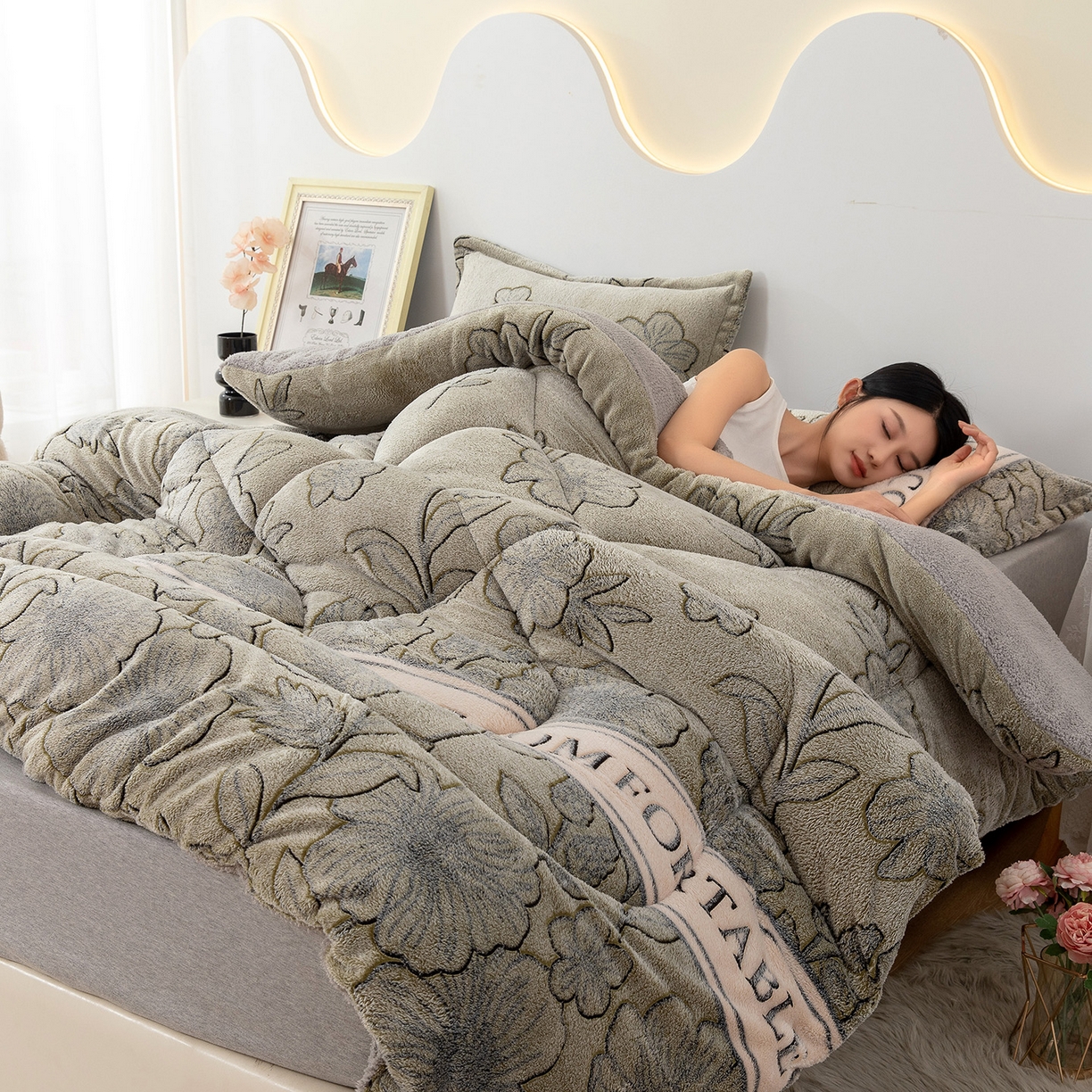 91家纺网 家纺一手货源 找家纺 悦织湾家纺 2025暖绒冬季被子A面雪花绒牛奶绒塔芙绒B面羊羔绒加厚速暖2025新款跨境出口外贸电商热销款可定做 雪花绒被子绿茶情话