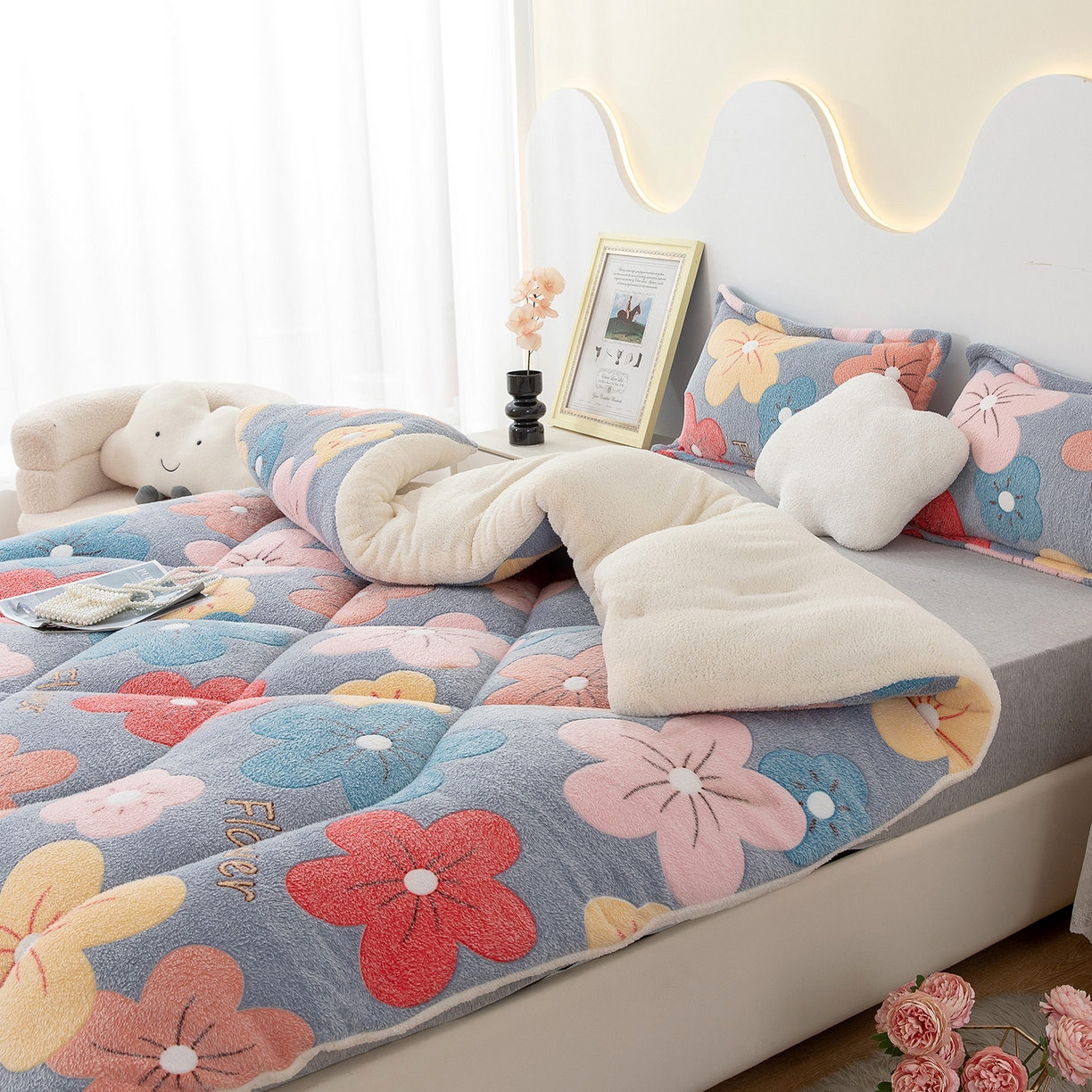 91家纺网 家纺一手货源 找家纺 悦织湾家纺 2025暖绒冬季被子A面雪花绒牛奶绒塔芙绒B面羊羔绒加厚速暖2025新款跨境出口外贸电商热销款可定做 雪花绒妙笔生花