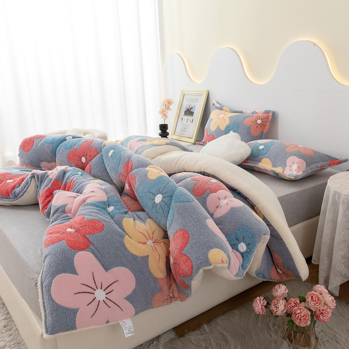 91家纺网 家纺一手货源 找家纺 悦织湾家纺 2025暖绒冬季被子A面雪花绒牛奶绒塔芙绒B面羊羔绒加厚速暖2025新款跨境出口外贸电商热销款可定做 雪花绒妙笔生花