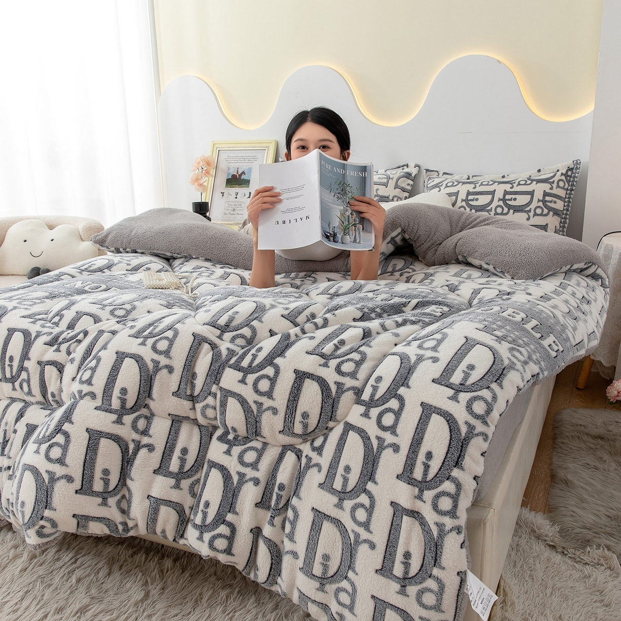 91家纺网 家纺一手货源 找家纺 悦织湾家纺 2025暖绒冬季被子A面雪花绒牛奶绒塔芙绒B面羊羔绒加厚速暖2025新款跨境出口外贸电商热销款可定做 雪花绒用心的爱