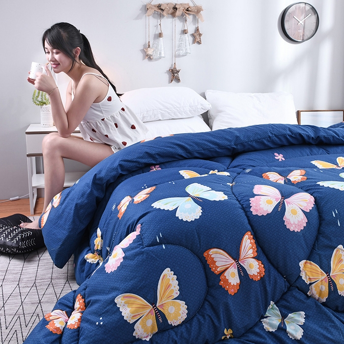 91家纺网 家纺一手货源 找家纺 悦织湾家纺 2025仿棉印花纯色学生被春秋被冬被四季通用被子被芯量多价优整年不断货 蝴蝶飞飞