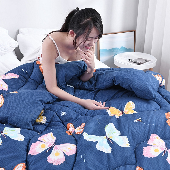 91家纺网 家纺一手货源 找家纺 悦织湾家纺 2025仿棉印花纯色学生被春秋被冬被四季通用被子被芯量多价优整年不断货 蝴蝶飞飞